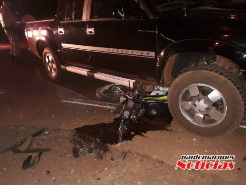 Dois jovens ficaram feridos em grave acidente na RS 342 em Três de Maio