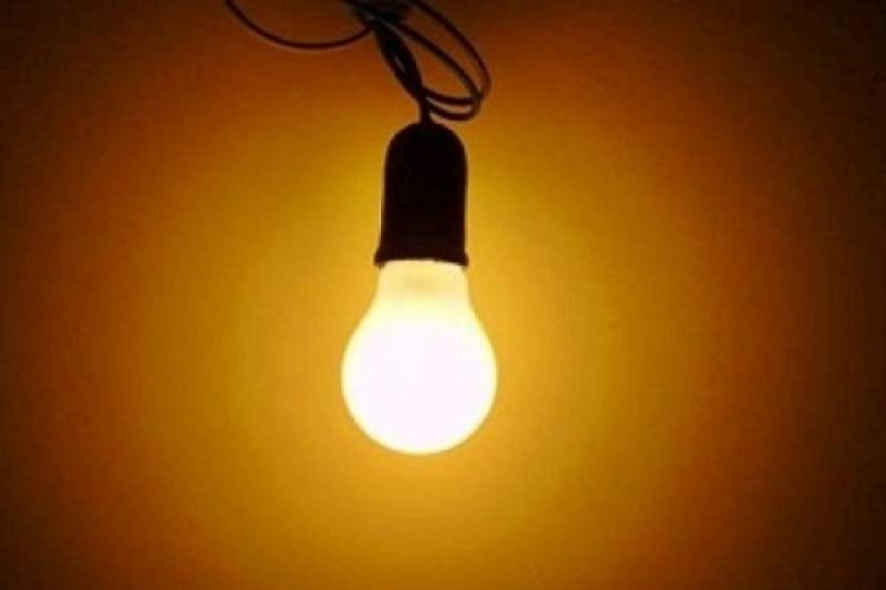 Conta de luz seguirá com a taxa extra mais elevada em julho, informa Aneel