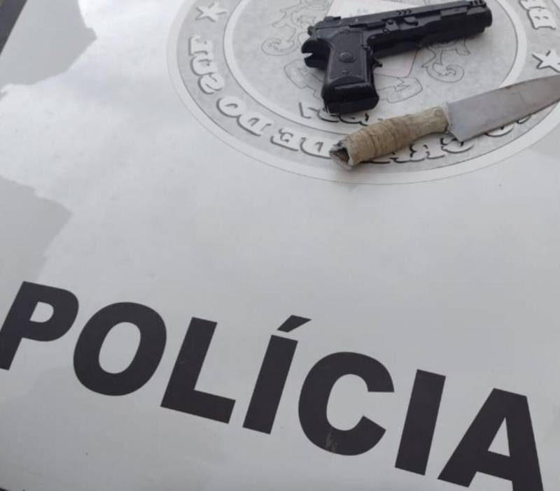 Criança de 11 anos assalta loja com arma de brinquedo na área central de Caxias do Sul