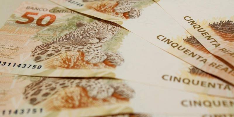 Trabalhadores nascidos em janeiro podem sacar auxílio emergencial