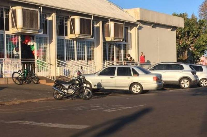 Polícia investiga caso de agressão a segurança de supermercado que pediu para cliente usar máscara em Santo Ângelo