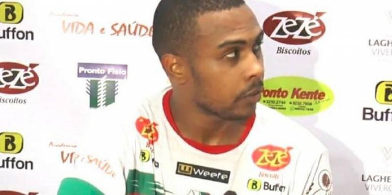 Agressor de árbitro Rodrigo Crivellaro, William Ribeiro é suspenso do futebol por dois