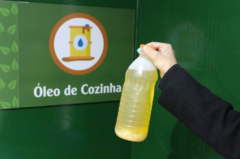 Escola do Senac recolhe óleo de cozinha usado