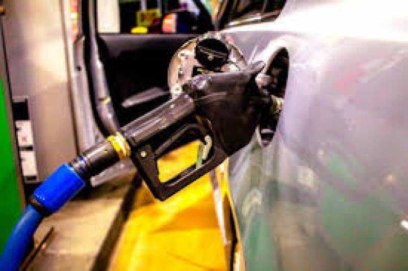 Diferença no preço da gasolina chega a 40% no mesmo estado