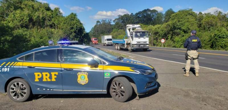 Operação Proclamação da República reforça a fiscalização nas rodovias federais gaúchas