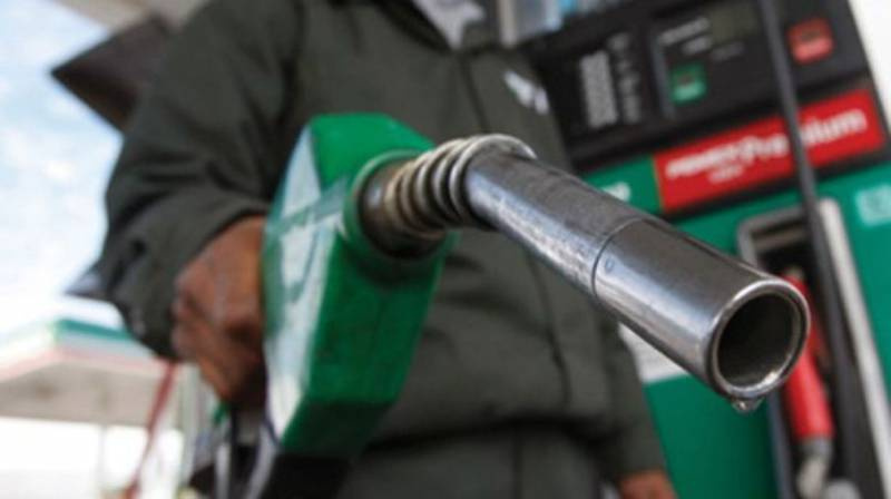 Preço da gasolina comum está em queda há cinco semanas