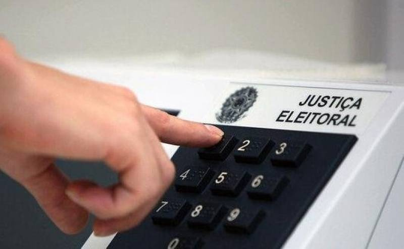 Bolsonaro sanciona volta da propaganda partidária gratuita