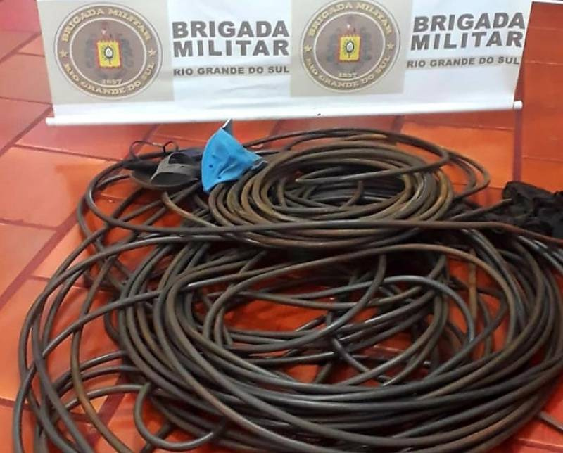 Brigada Militar - 3°Pelotão  Guarani das Missões - Apreensão de Objeto - Fios de Cobre