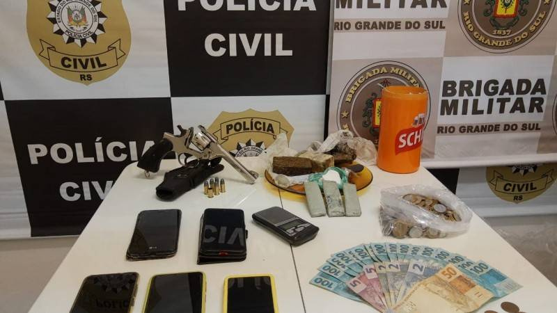 7ºRPMon em ação conjunta com a Polícia Civil prende trio por tráfico de drogas em São Miguel das Missões