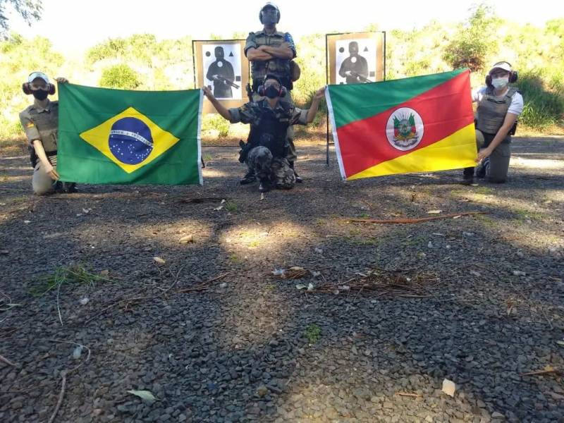 Policial Feminina do 7ºRPMon representar[a o Comando Regional Missões em Competição de Tiro