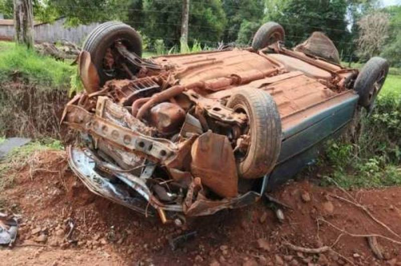 Mulher fica ferida em acidente no interior de Novo Machado