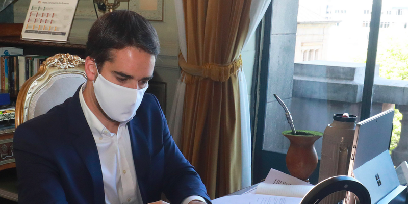 Com dificuldades em obter votos na base, governo do RS negocia alterações no projeto do ICMS