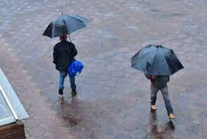 Chuva gera alertas e deve agravar transtornos no RS nesta terça-feira