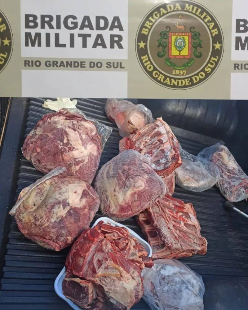 BM prende três homens por tráfico e um por associação ao tráfico em mercado do bairro