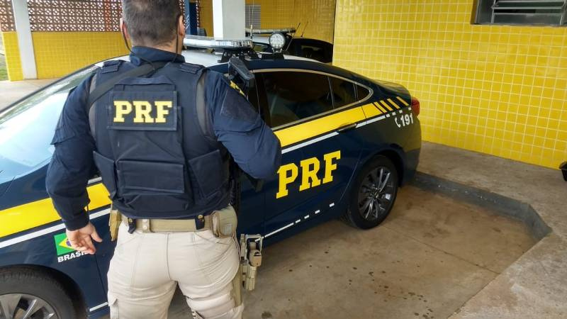 Mulher procurada pela Justiça é presa pela PRF na BR 285