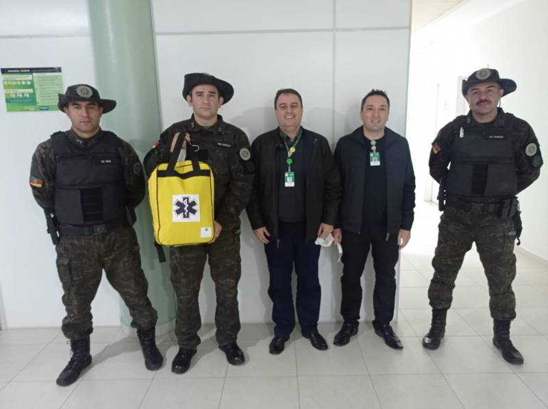 Policiais Militares do 2º Batalhão Ambiental de Santo Ângelo recebe equipamentos de atendimento pré-hospitalar