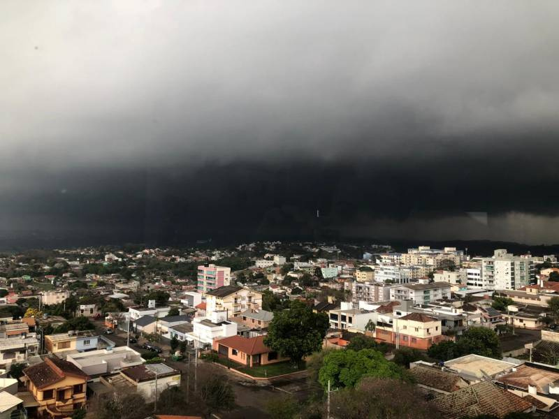 Temporais atingem RS neste sábado