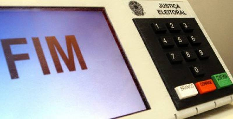 Lei impede prefeitos eleitos de abrir cofre em 2021