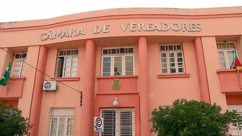 Vereadores não votam reforma administrativa. Sessão extraordinária deve ser convocada